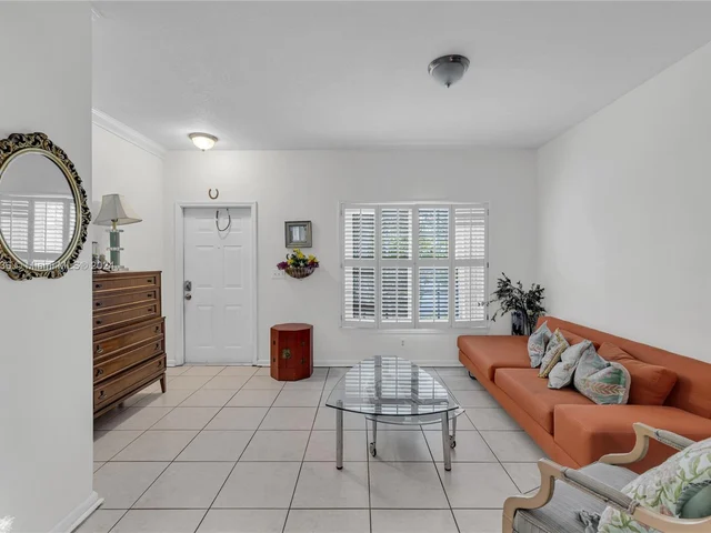 947 Kokomo Key Ln # 947, Delray Beach FL 33483