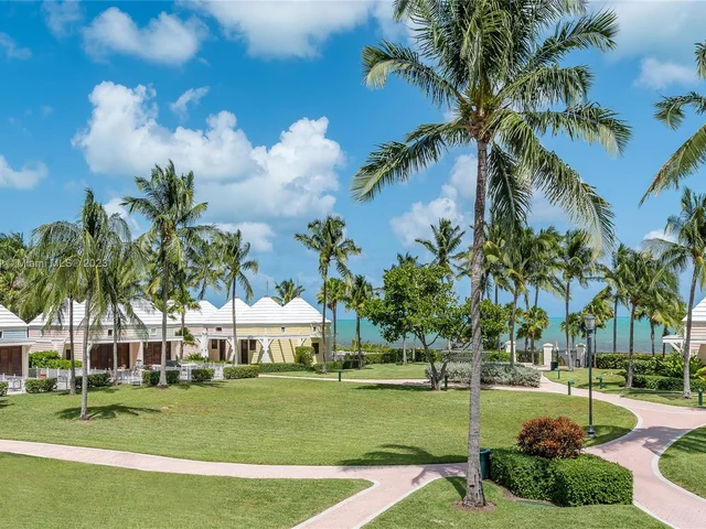 799 Crandon Blvd # 1005, Key Biscayne FL 33149