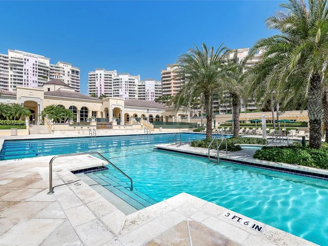 799 Crandon Blvd # 1005, Key Biscayne FL 33149