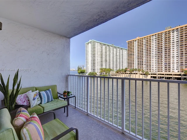 4000 NE 169th St # 402, North Miami Beach FL 33160