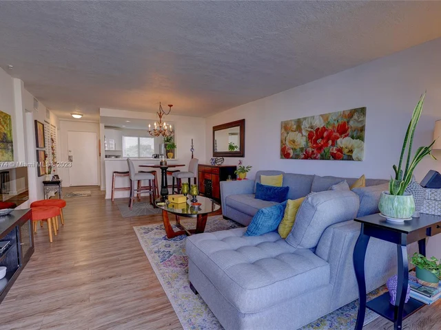 4000 NE 169th St # 402, North Miami Beach FL 33160