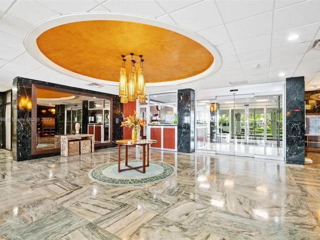 500 Bayview Dr # 728, Sunny Isles Beach FL 33160