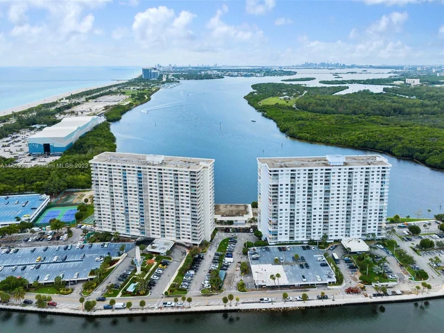 500 Bayview Dr # 728, Sunny Isles Beach FL 33160