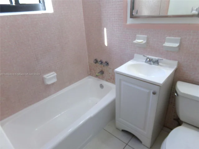 3242 Mary St # S114, Miami FL 33133