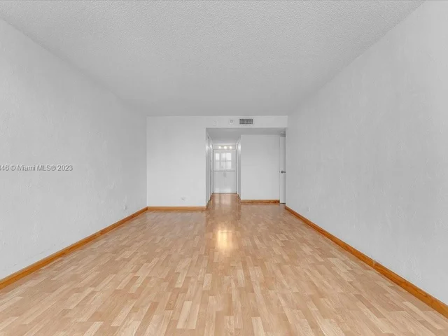 301 174th St # 1818, Sunny Isles Beach FL 33160