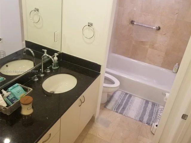 6917 Collins Ave # 408, Miami Beach FL 33141