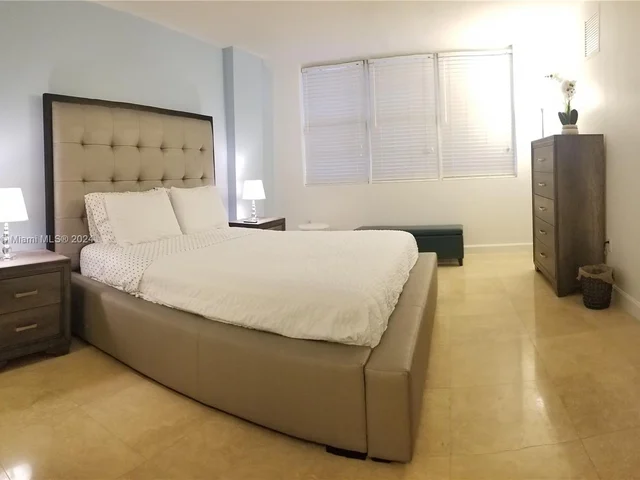 6917 Collins Ave # 408, Miami Beach FL 33141