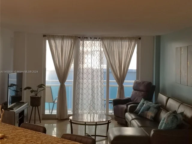 6917 Collins Ave # 408, Miami Beach FL 33141