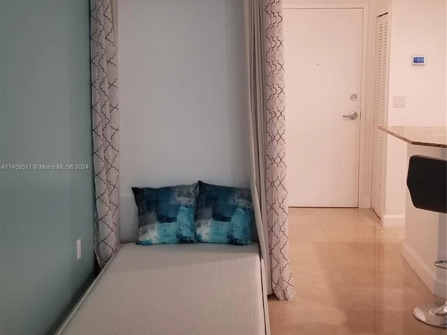 6917 Collins Ave # 408, Miami Beach FL 33141