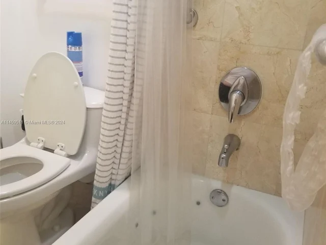 6917 Collins Ave # 408, Miami Beach FL 33141