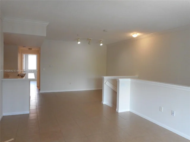 6020 W Sample Rd # 304, Coral Springs FL 33067