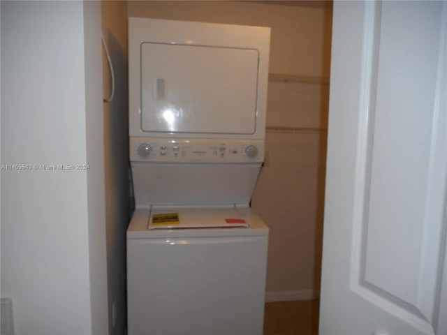 6020 W Sample Rd # 304, Coral Springs FL 33067