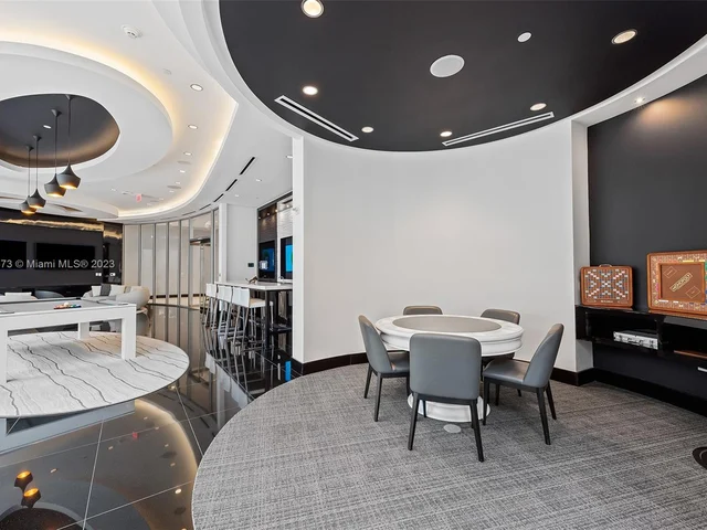 851 NE 1st Ave # 3508, Miami FL 33132