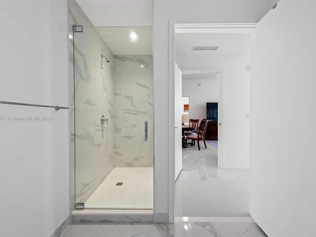 851 NE 1st Ave # 3508, Miami FL 33132