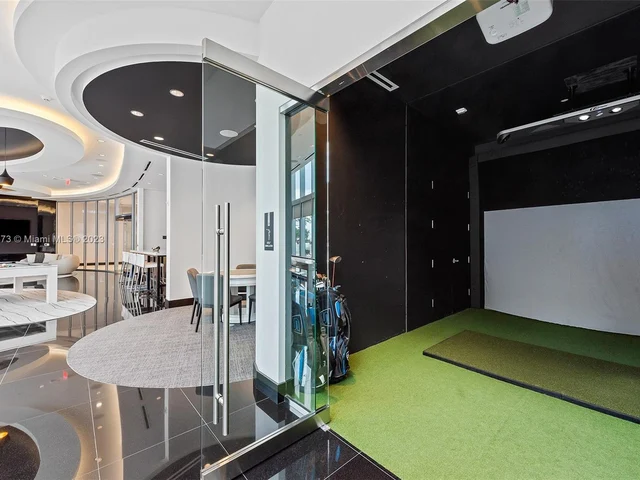 851 NE 1st Ave # 3508, Miami FL 33132