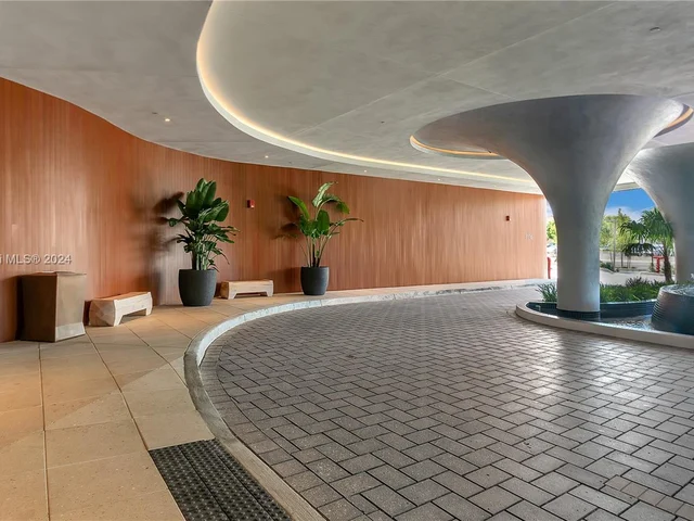 1116 N Ocean Blvd # 501, Pompano Beach FL 33062