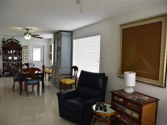 1339 W 83rd St, Hialeah FL 33014