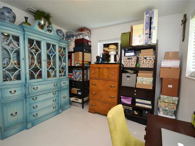 1339 W 83rd St, Hialeah FL 33014