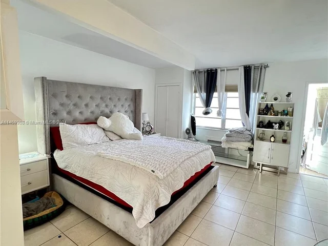 851 Meridian Ave # 42, Miami Beach FL 33139