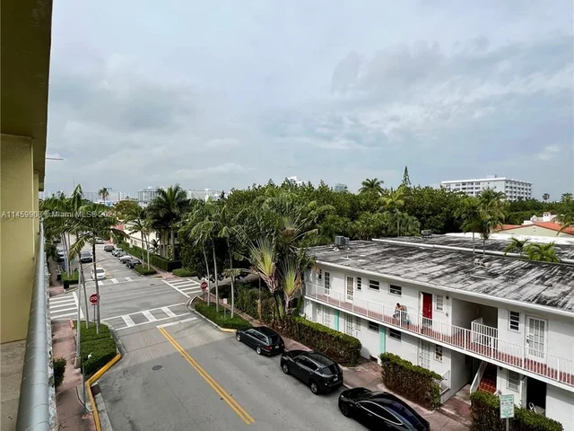851 Meridian Ave # 42, Miami Beach FL 33139