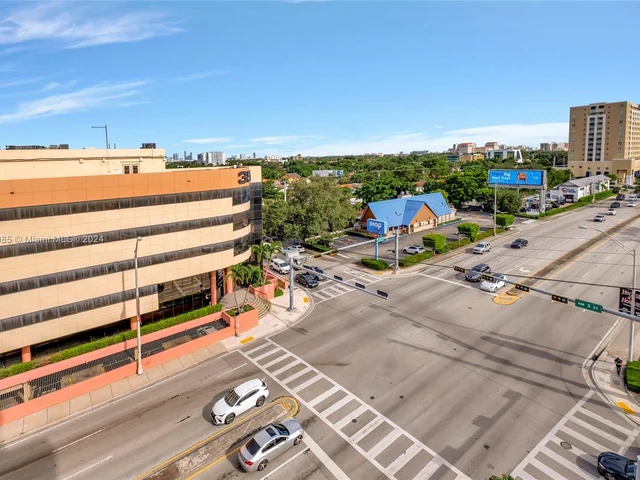 300 NW 42nd Ave # 802, Miami FL 33126