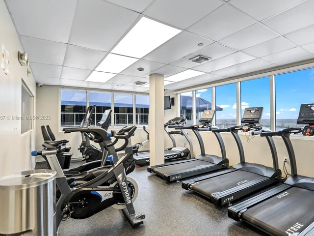 19201 Collins Ave # 247, Sunny Isles Beach FL 33160