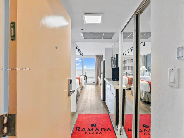 19201 Collins Ave # 247, Sunny Isles Beach FL 33160