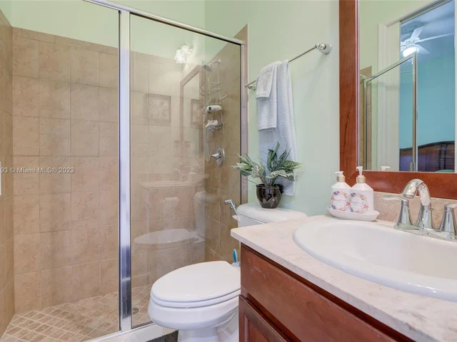 3725 NW 85th Ter, Cooper City FL 33024