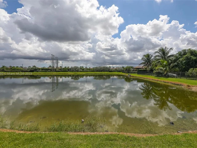 3725 NW 85th Ter, Cooper City FL 33024