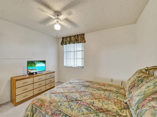 1532 Whitehall Dr # 403, Davie FL 33324