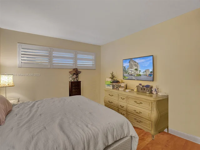 1012 N Ocean Blvd # 407, Pompano Beach FL 33062