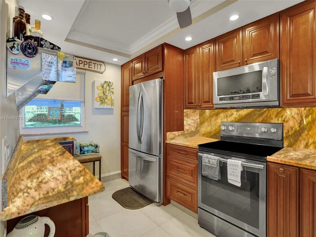 1012 N Ocean Blvd # 407, Pompano Beach FL 33062