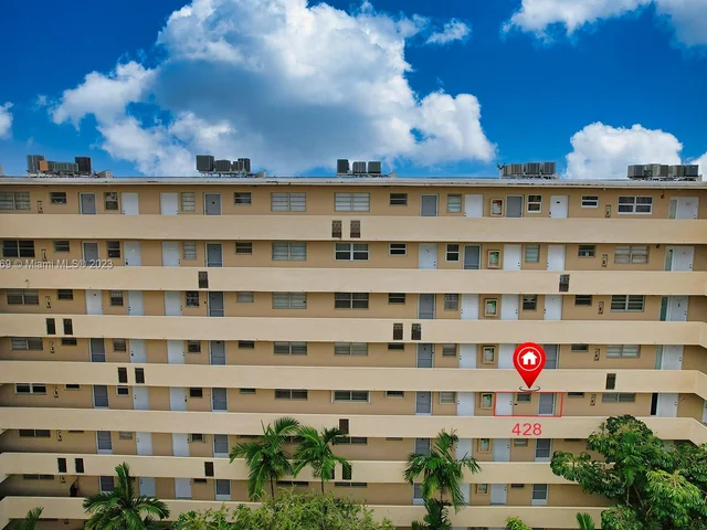 1750 NE 191st St # 4, Miami FL 33179