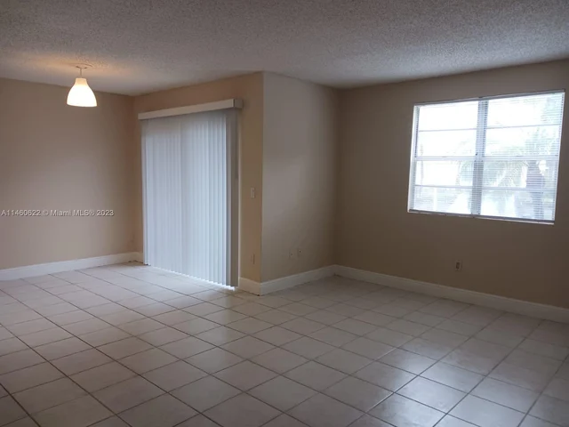 1225 SW 46th Ave # 213, Pompano Beach FL 33069