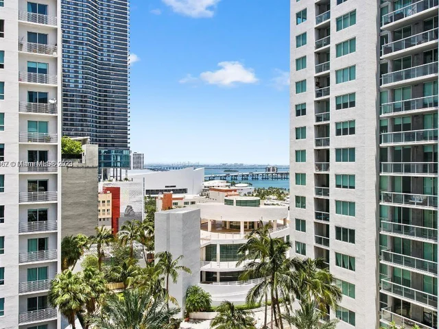 227 NE 2nd # 2209, Miami FL 33132