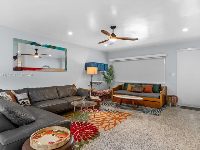 340 Bamboo Rd, Palm Beach Shores FL 33404