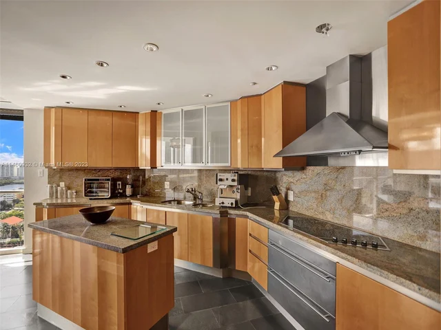 2600 Island Blvd # 1601, Aventura FL 33160