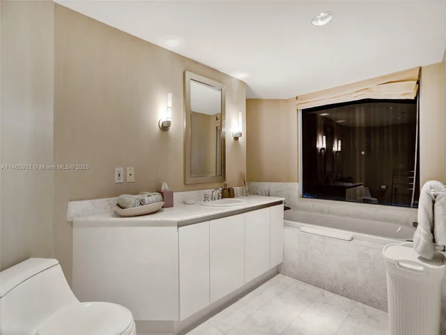 2600 Island Blvd # 1601, Aventura FL 33160