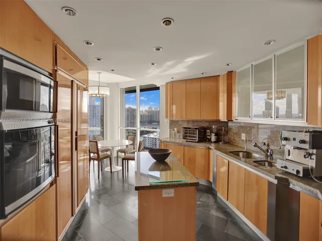 2600 Island Blvd # 1601, Aventura FL 33160