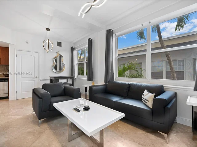 1342 Drexel Ave # 203, Miami Beach FL 33139