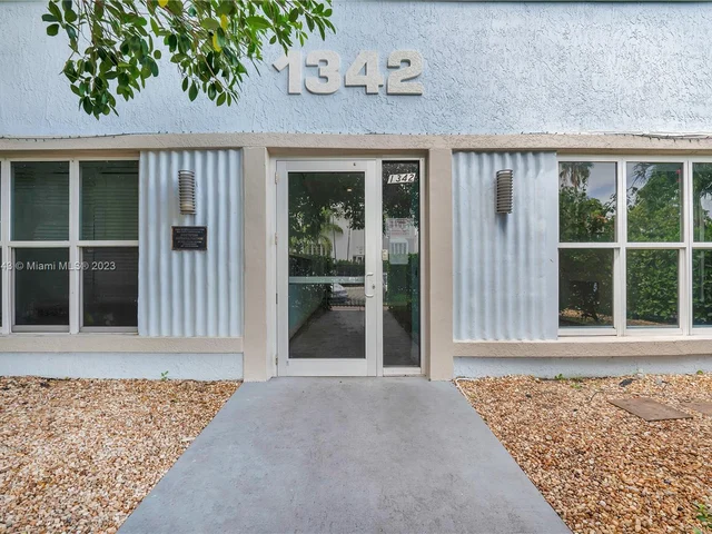 1342 Drexel Ave # 203, Miami Beach FL 33139