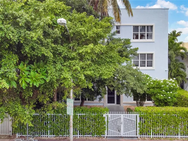 1342 Drexel Ave # 203, Miami Beach FL 33139