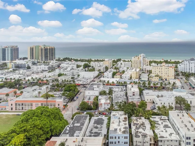 1342 Drexel Ave # 203, Miami Beach FL 33139
