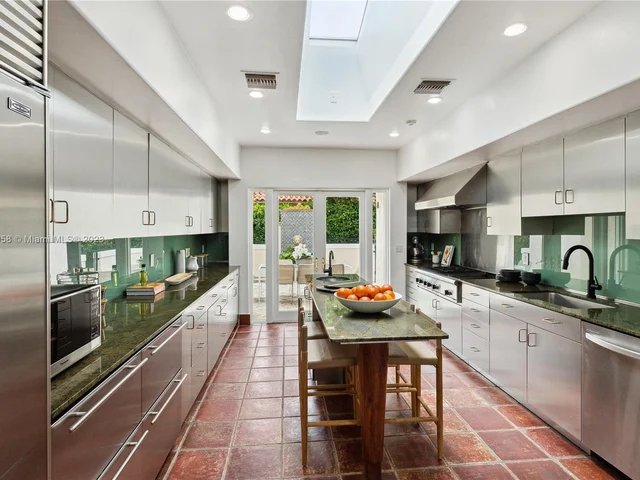 319 Mendoza Ave, Miami FL 33134