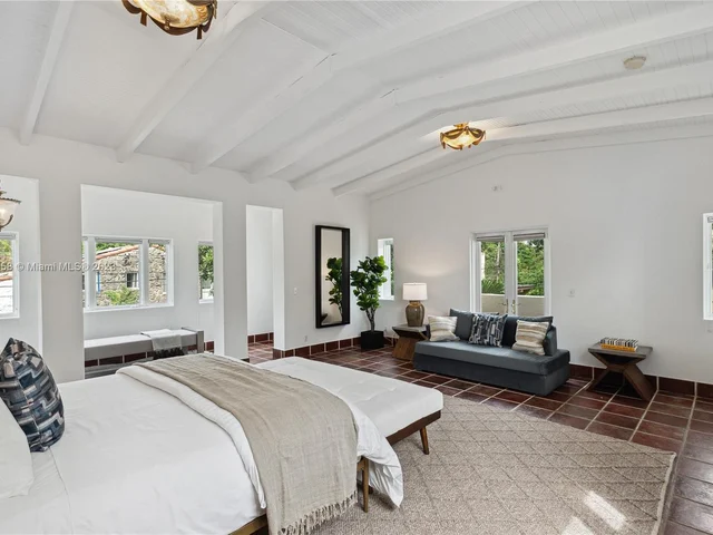 319 Mendoza Ave, Miami FL 33134