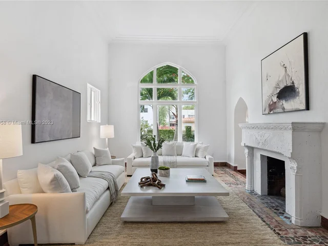 319 Mendoza Ave, Miami FL 33134