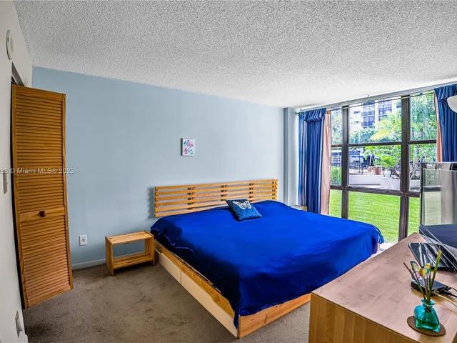 17011 N Bay Rd # 111, Sunny Isles Beach FL 33160