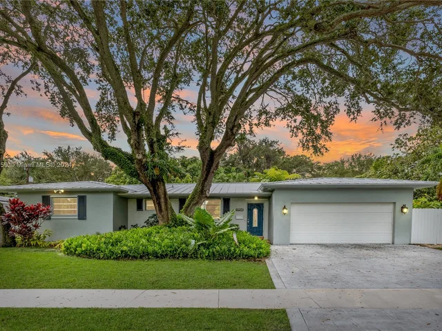 1700 NE 138th St, North Miami FL 33181