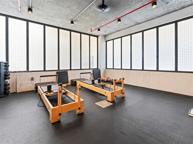 1030 15th St # 203, Miami Beach FL 33139