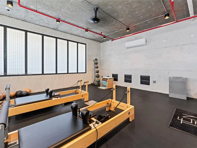 1030 15th St # 203, Miami Beach FL 33139